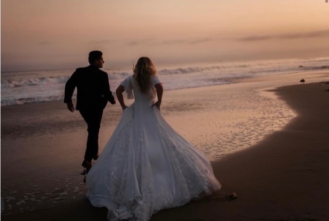 Minimalist luxury celebration at coastal sunset, Lux Events by Michelle